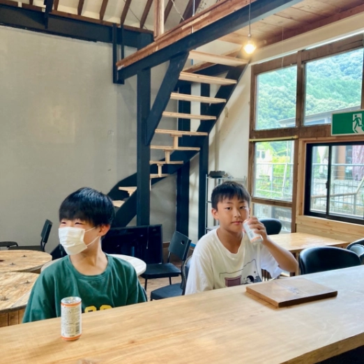 カウンターでゆっくり時間