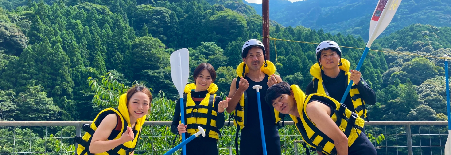 持ラフティングツアーの持ち物・服装（ツアー別）